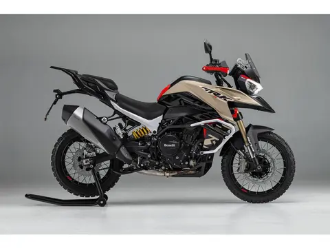 Benelli TRK 902 XPLORER ABS NEW (bj 2026)