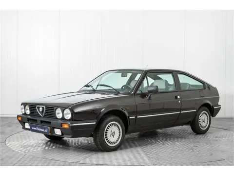 Alfa Romeo Alfasud SPRINT VELOCE 1.3 (bj 1984)