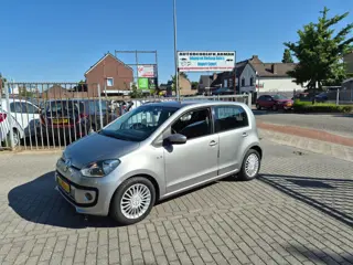 Volkswagen Up! 1.0 high up! BlueMotion EÉN Eigenaar !