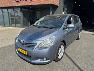 Toyota Verso 1.6 VVT-i Business 7p. PANO CAMERA TREKHAAK NW APK OH ORIG NL NAP