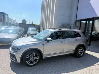 Volkswagen Tiguan 1.4 TSI ACT 3x R-Line!! AUTOMAAT! FULL! PANO! 360! HEADUP! VIRTUEEL! INRUIL MOGELI