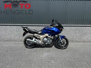 Yamaha TDM 900 (bj 2004)
