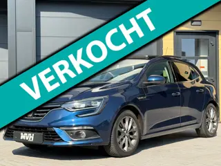 Renault Mégane 1.2 TCe Série Signature Exclusiv - Pano - Bose - Leder - Ambient - Camera - Massage -