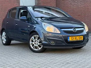 Opel Corsa 1.4-16V Cosmo|5DRS|LEDER|GOED-ONDERHOUDEN|INRUILKOOPJE
