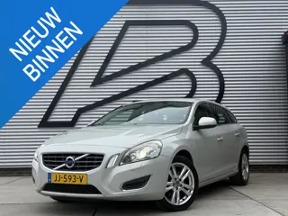 Volvo V60 2.0 D3 Summum 1e Eigenaar|Navi|Schuifdak|Clima|Leder|Trekhaak|Cruise|Stoelverwarming|APK t