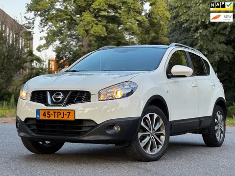 Nissan Qashqai 1.6 Connect Edition|NAVI|PANO|CAMERA|TREKHAAK|CRUISE|ELEKRAMEN|STUURBEKR|2XSLEUTELS|H