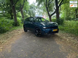 Lynk & Co 01 Lynk & Co 01 | black edition | pano |