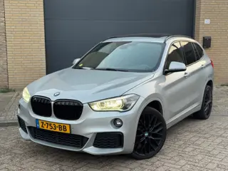 BMW X1 SDrive18d M Pakket Aut | Pano | Leder | Vol Opties!