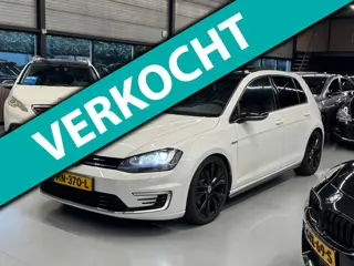 Volkswagen Golf 1.4 TSI GTE Pano l Leder l Full Options