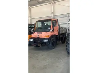 MB Trac Unimog U300 (bj 2005)