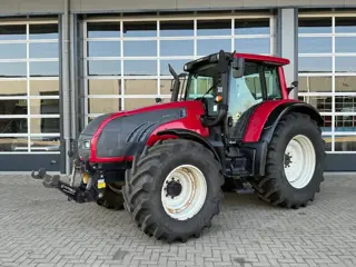 Valtra T132 direct met Fronthef en PTO (bj 2010)