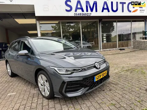 Volkswagen Golf Variant 1.5 eTSI Life Edition AUTOMAAT