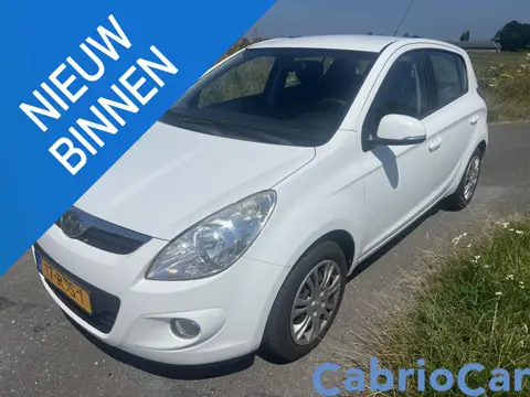 Hyundai i20 1.4i i-Motion Garantie Automaat