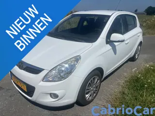 Hyundai i20 1.4i i-Motion Garantie Automaat