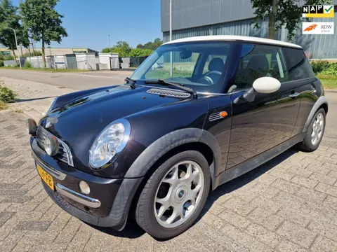 Mini 1.6 Cooper Chili, Apk, Nap, Zeer goed rijdend, Inruil mogelijk.