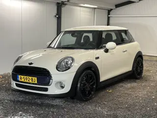 MINI 3-Deurs 1.5 Cooper Pepper Serious Business 136PK 4-2017 2e EIG *78.447 KM*!! NW APK !!