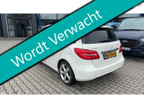 Mercedes-Benz B-klasse 180 Automaat 122pk Clima LED Navi PDC Historie