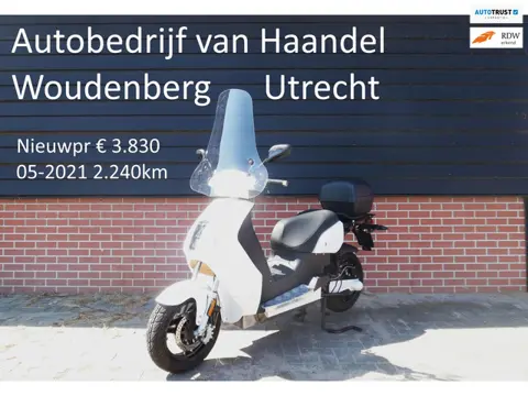 E-Max Bromscooter V120LD+ 05-2021 2.240km grote actieradius