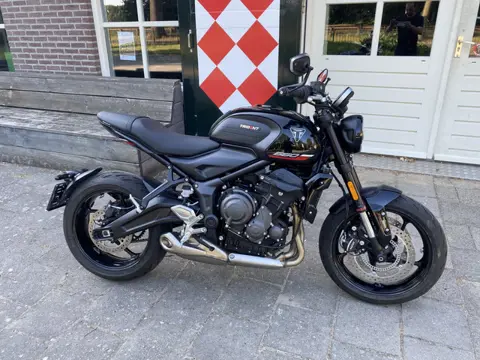 Triumph TRIDENT 660 ABS E5+ (bj 2025)