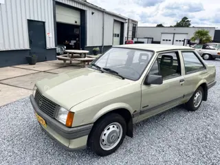 Opel Corsa 1.2S TR Luxus