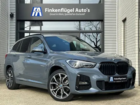 BMW X1 XDrive25e M-sport 220 pk |Memory |Head-up |H.K audio |Trekhaak |ACC |Leder |Sfeer |