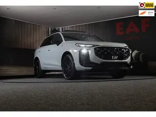 Audi Q3 1.5 200kW e-hybrid S Line / Head Up / Sonos / Memory / 360 Camera / Acc / Lane Assist / Dode