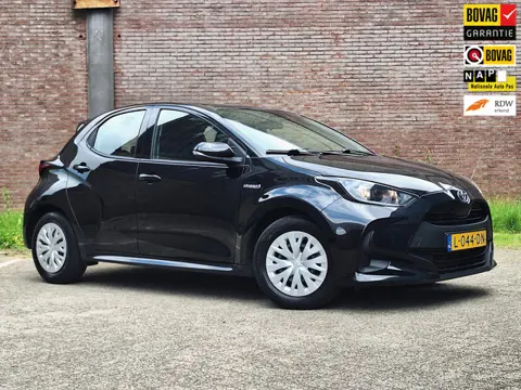Toyota Yaris 1.5 Hybrid Active Automaat , Cruise-en Climat-control, Apple Carplay, A.rij camera, Ned