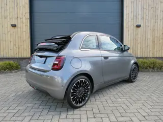 Fiat 500e La Prima cabrio 42 kWh *Carplay *Acc *Luxe uitv