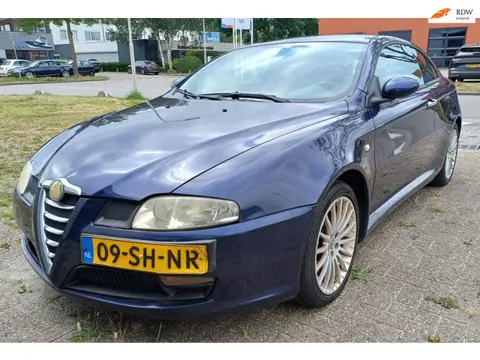 Alfa Romeo GT 2.0 JTS Distinctive Selespeed