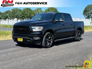 Dodge Ram 1500 5.7 V8 4x4 Crew Cab Laramie Clima, cruise, camera, trekhaak, treeplanken, LPG