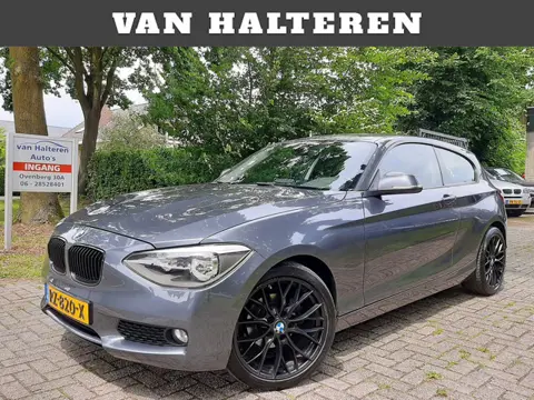 BMW 1-serie 114i Sport Airco/Clima Navi 18 Inch Sport Int