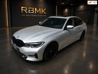 BMW 3-serie 330e xDrive High Executive