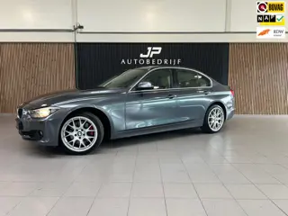 BMW 3-serie 328i Executive AUTOMAAT|LEDER|CRUISE|NAVI|PDC|