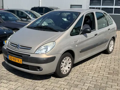 Citroen Xsara Picasso 2.0i-16V Différence 2 Automaat Nieuwe APK