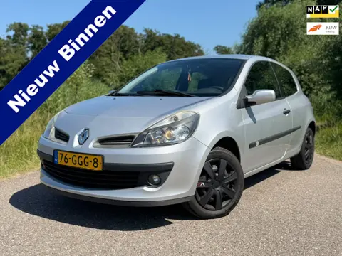 Renault Clio 1.2-16V Special Line / NL en 3-deurs / Airco / Radio - CD / Elektrische Ramen Voor /NAP