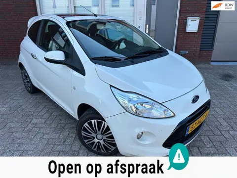 Ford Ka 1.2 Titanium X / Pano / Clima / PDC / NAP