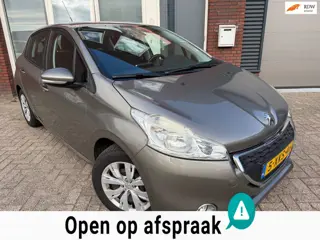 Peugeot 208 1.2 VTi Envy / Navi / PDC / Riem v.v. / NAP / Clima