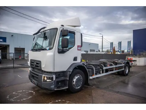 Renault D19 WIDE 320 DXI (bj 2015, automaat)