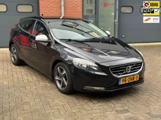 Volvo V40 1.6 T3 R-Design/Clima/Elek.pakket/Airco/APK/Onderhouden/BOVAG Erkend