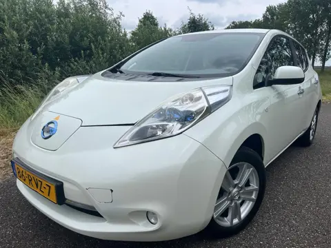 Nissan LEAF Base | Automaat | Airco | Cruise | Navi | Achteruitrijcamera | Bluetooth
