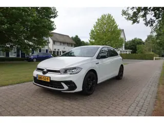 Volkswagen Polo 1.0 TSI R-Line Business | I.Q. Light | Camera | PDC | CarPlay |