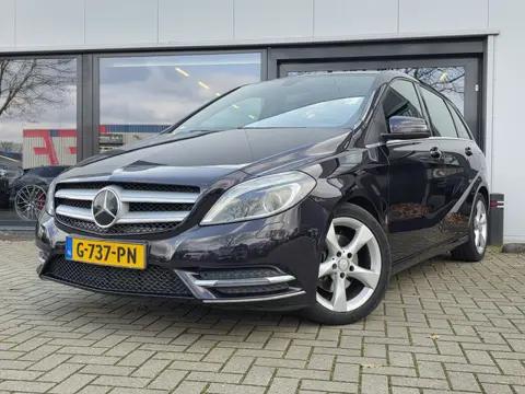 Mercedes-Benz B-Klasse 200 Prestige + SPORTPAKKET + XENON + VOLLEER + NAVIGATIE