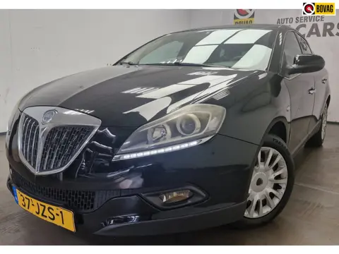 Lancia Delta 1.4-16V Argento AIRCO ! NIEUWE BANDEN ! CRUISE CONTROL !