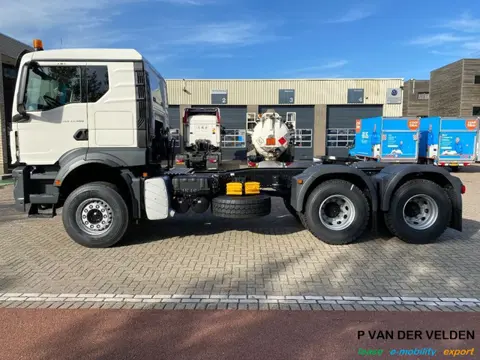 MAN TGS 33.400 6x4 BB | WW | EURO 2 | wb 3900 | Export |