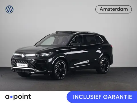 Volkswagen Tiguan 1.5 eHybrid R-Line Edition 204 pk Automaat (DSG) | Verlengde garantie | Navigatie 