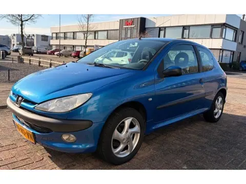 Peugeot 206 1.4 XR Challenge APK Gek. 02-2027