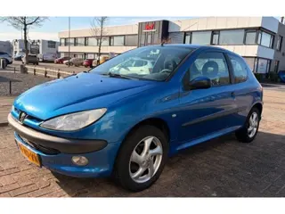 Peugeot 206 1.4 XR Challenge APK Gek. 02-2027