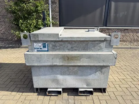 Kiwa IBC Steenbergen 750 liter IBC Dieseltank Milieutank