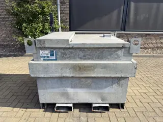 Kiwa IBC Steenbergen 750 liter IBC Dieseltank Milieutank
