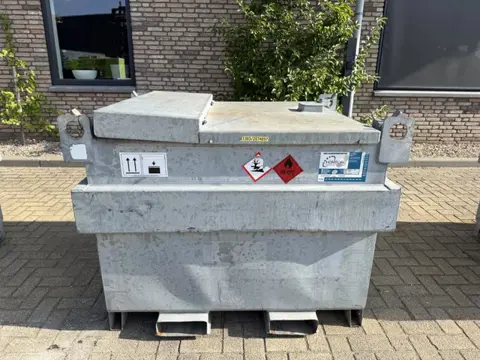 Kiwa IBC Steenbergen 750 liter IBC Dieseltank Milieutank